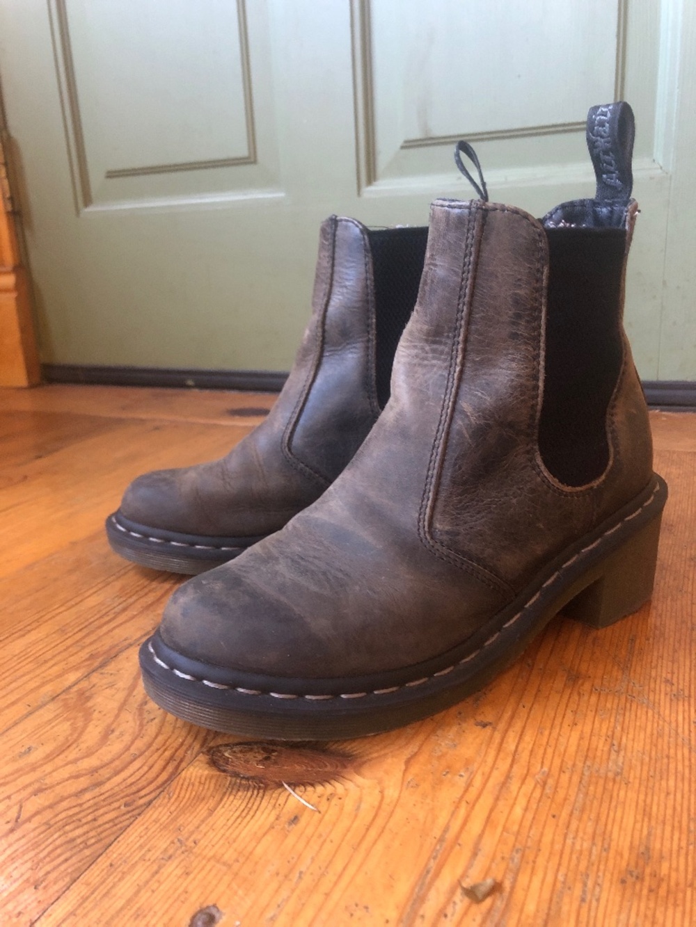 Dr. Martin Cadence Chelsea Boots Size 7